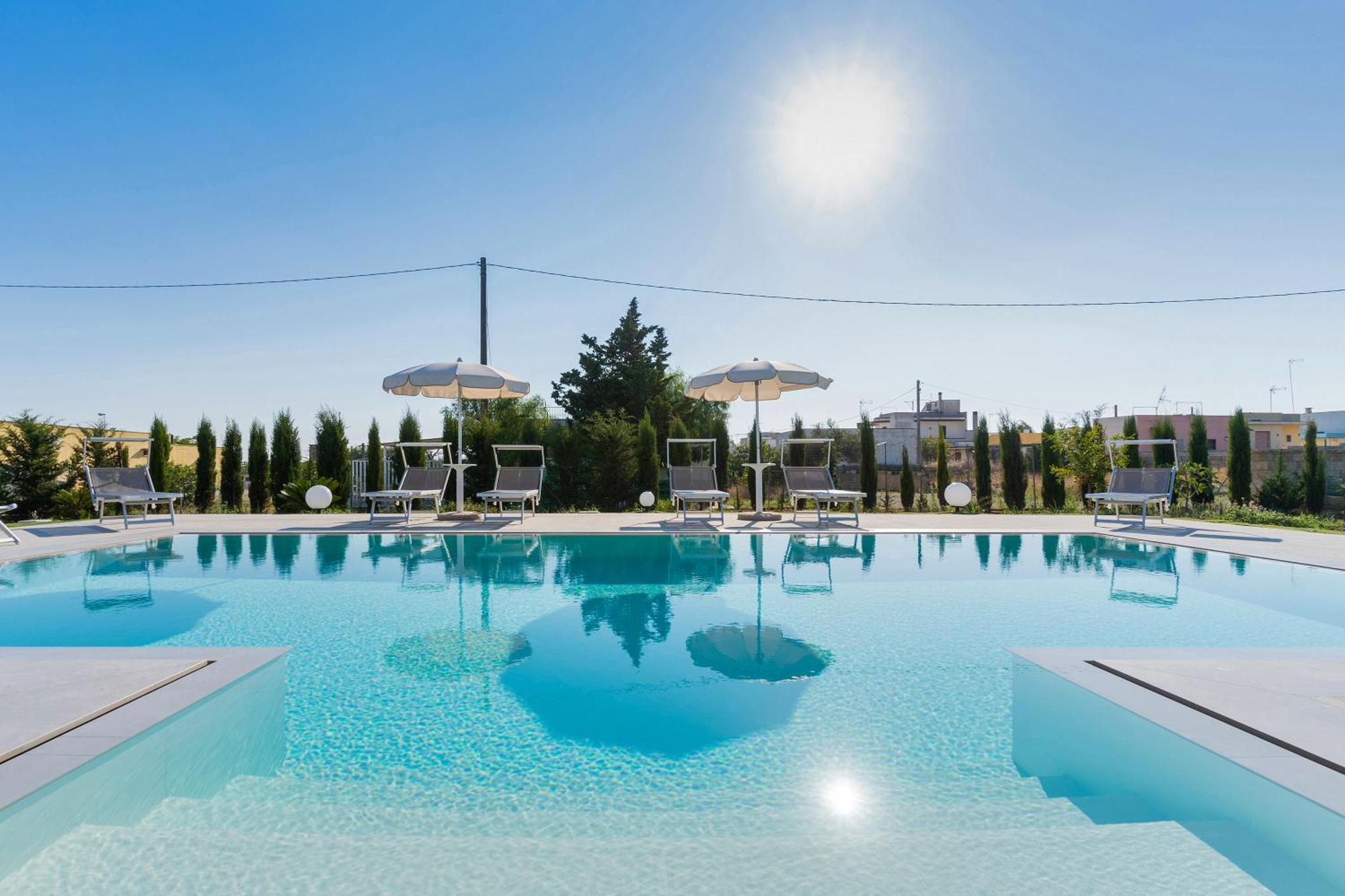 Green Sea Villas Торе Сан Джовани Удженто Екстериор снимка